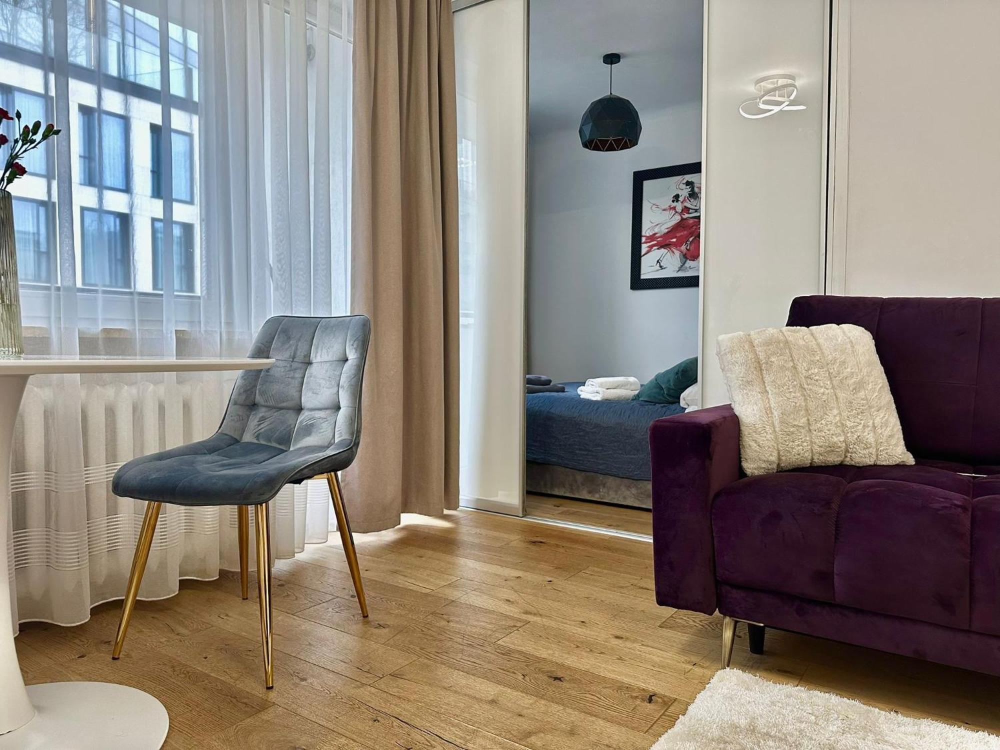 Ferienwohnung Chmielna 106 - Free Parking - Duzy Balkon Warschau Exterior foto