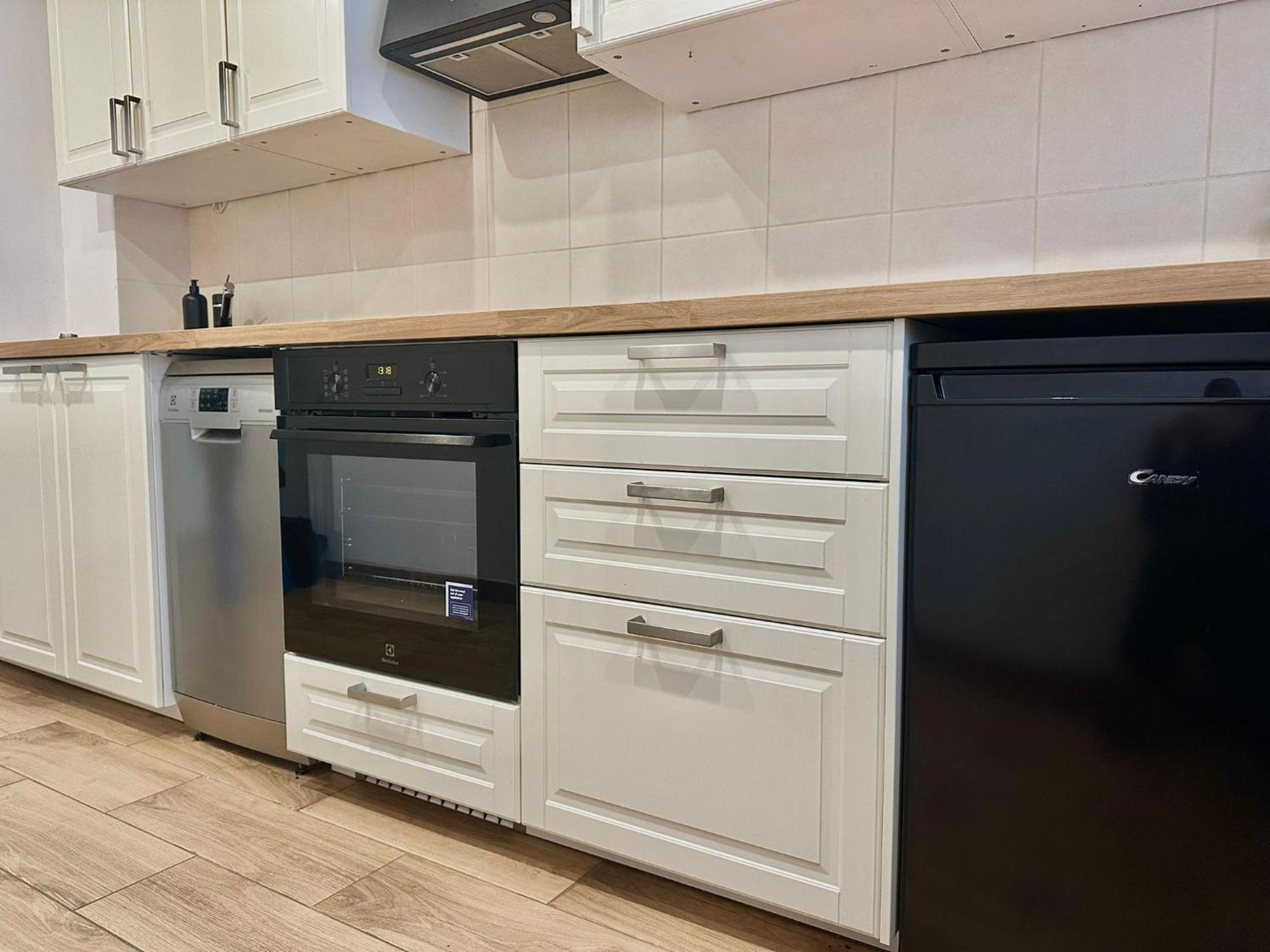 Ferienwohnung Chmielna 106 - Free Parking - Duzy Balkon Warschau Exterior foto